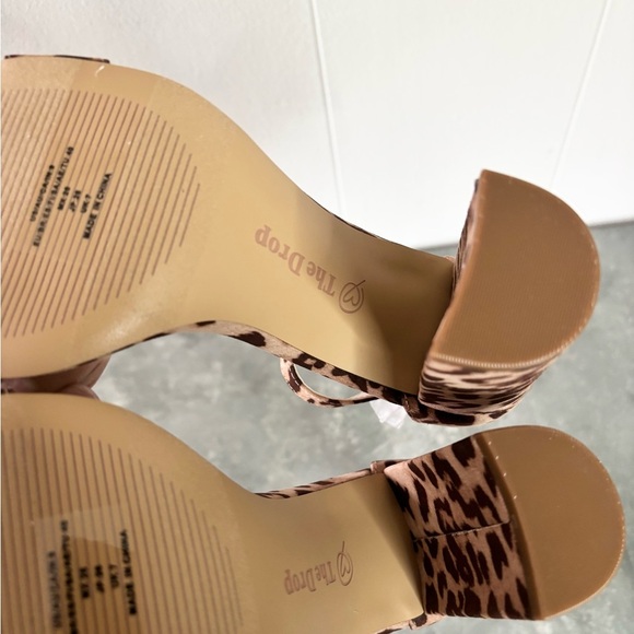 The Drop animal print 4” block heels ankle strap new size 9 new - Picture 7 of 8